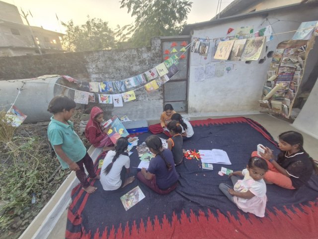 Introducing New Books - Hinotiya